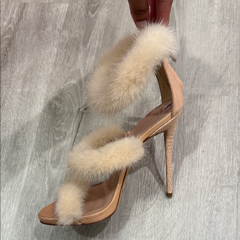 Giuseppe Zanotti Beige Fur Heels - Picture 8 of 10